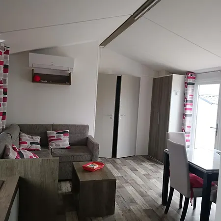 Mobilhome A La Montreuil-sur-Ille